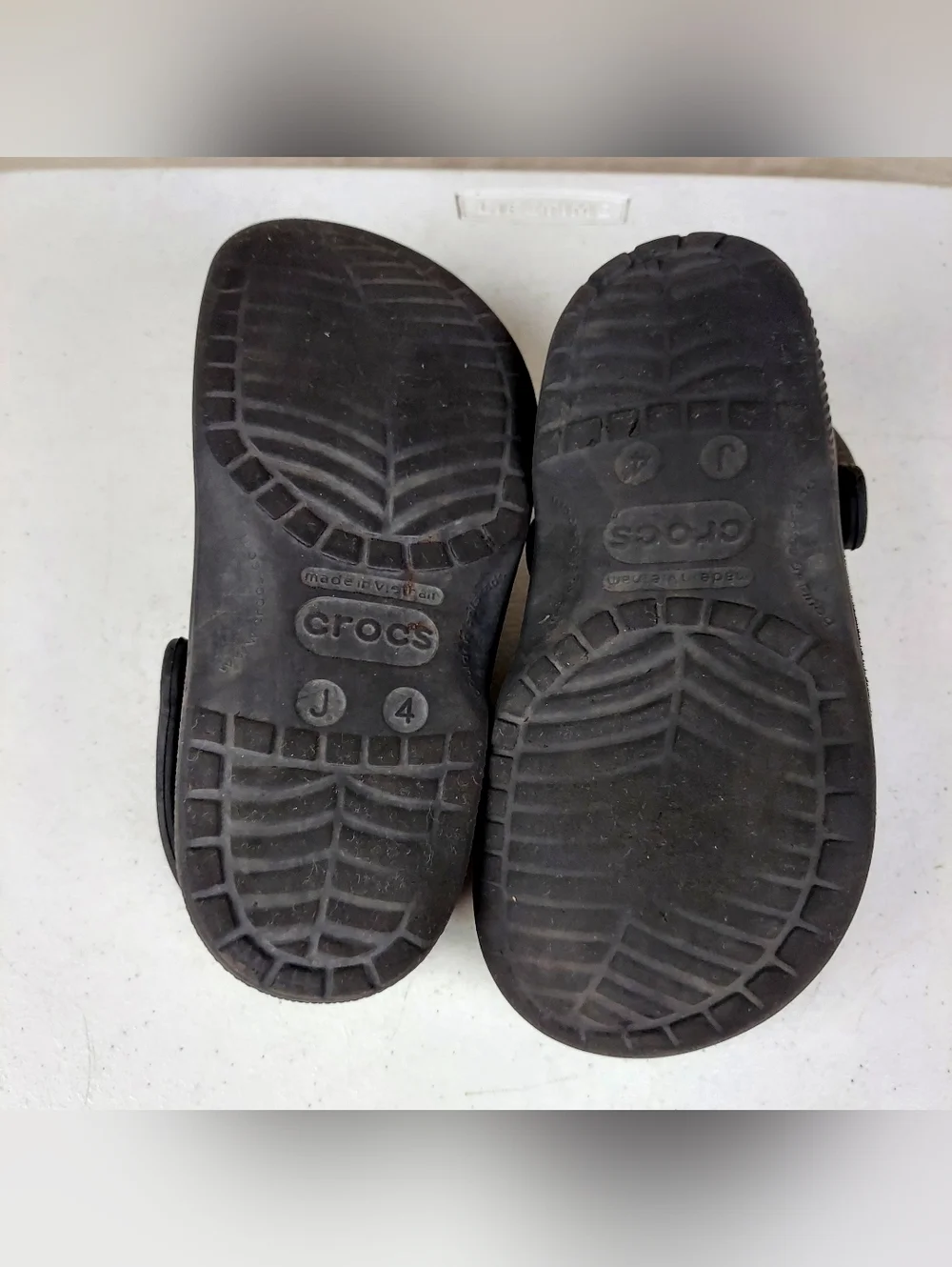 Classic Black Crocs Slip-Ons Water Shoe Size 4